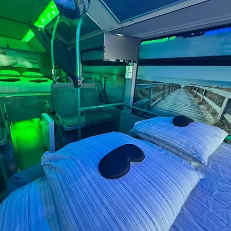 Nuit En Bus Insolite Pour Escapade Romantique Ou Familiale *